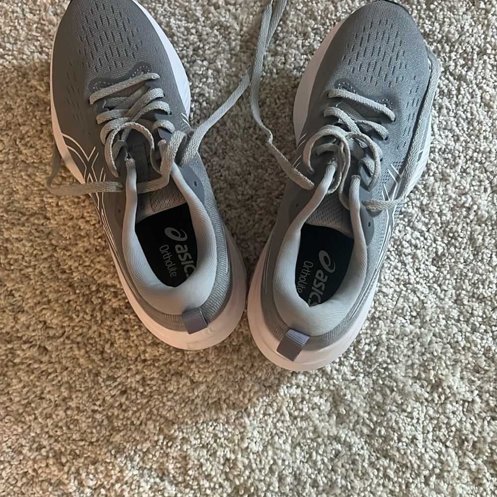 ASICS Gray Running Shoes - Picture 5 of 7